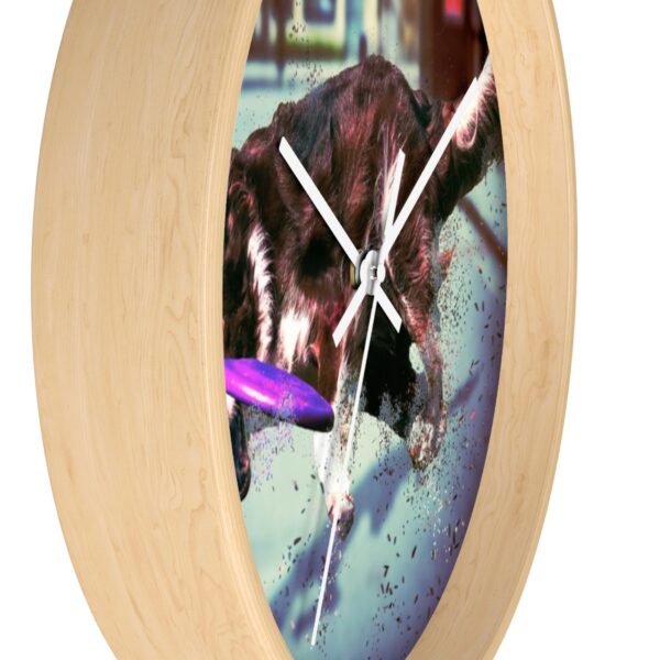 Wall clock Raven